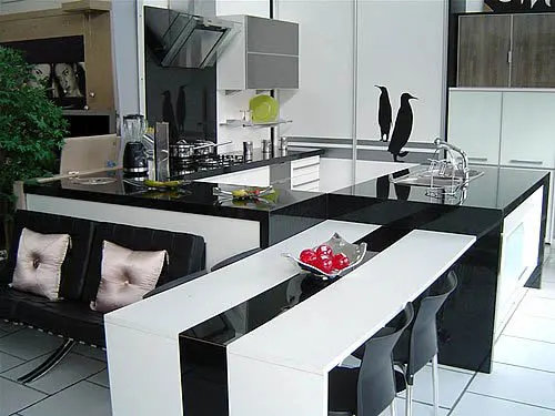 Bancada comercial em granito preto